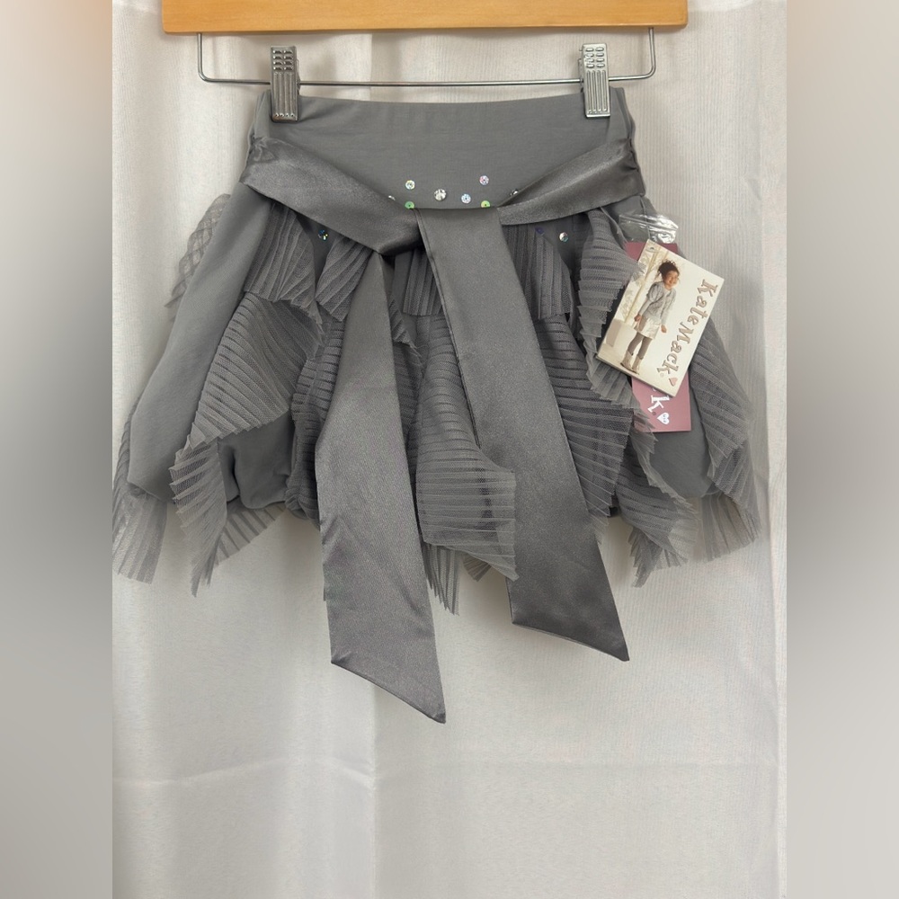 Kate Mack Pewter Gray Layered Dimensional Skirt with Satin Wrap Belt 6X.     NWT